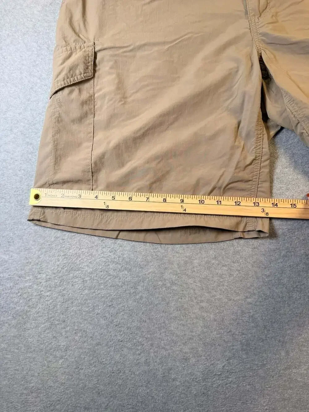 Columbia Cargo Shorts Size 40 Khaki Nylon Outdoor Hiking